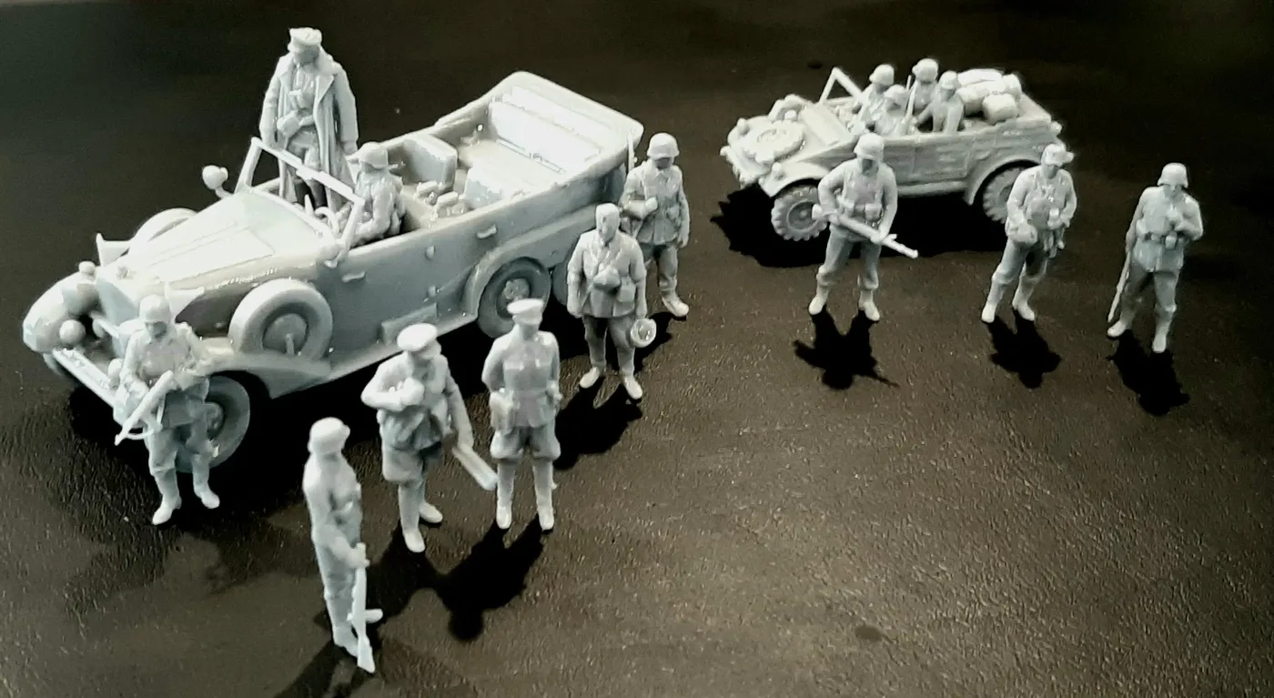 Véhicules d'état-major allemand en résine, Mercedes G4 et Kübelwagen