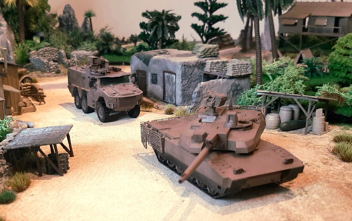 Leclerc et VBCI peints en diorama